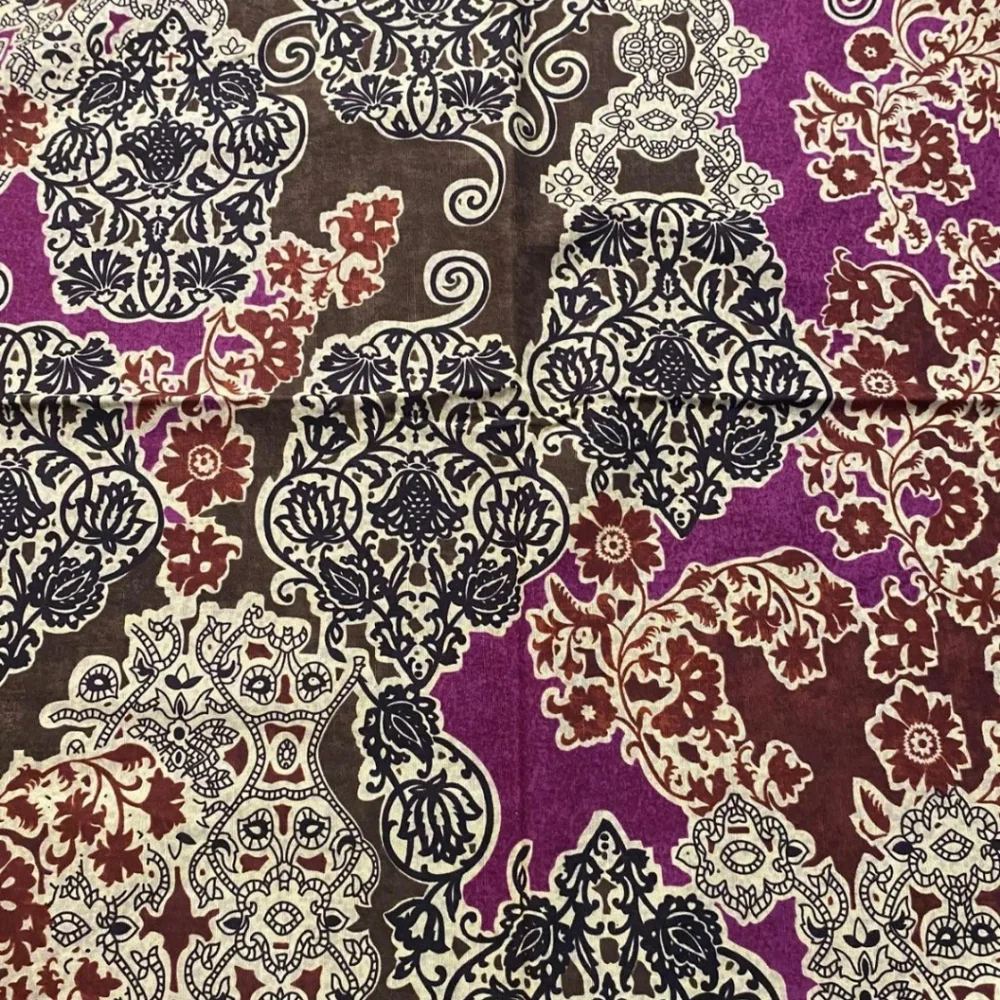 Crate and Barrel Sybill Print  Burgundy Tan Plum Black Napkins Set Of 8 21